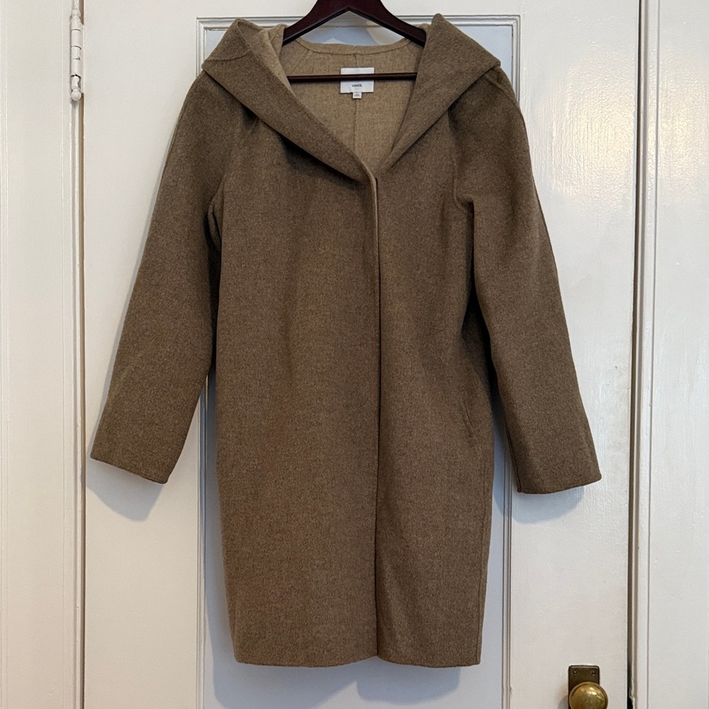 Vince Elegant Wool Tan Coat - Picture 5 of 7